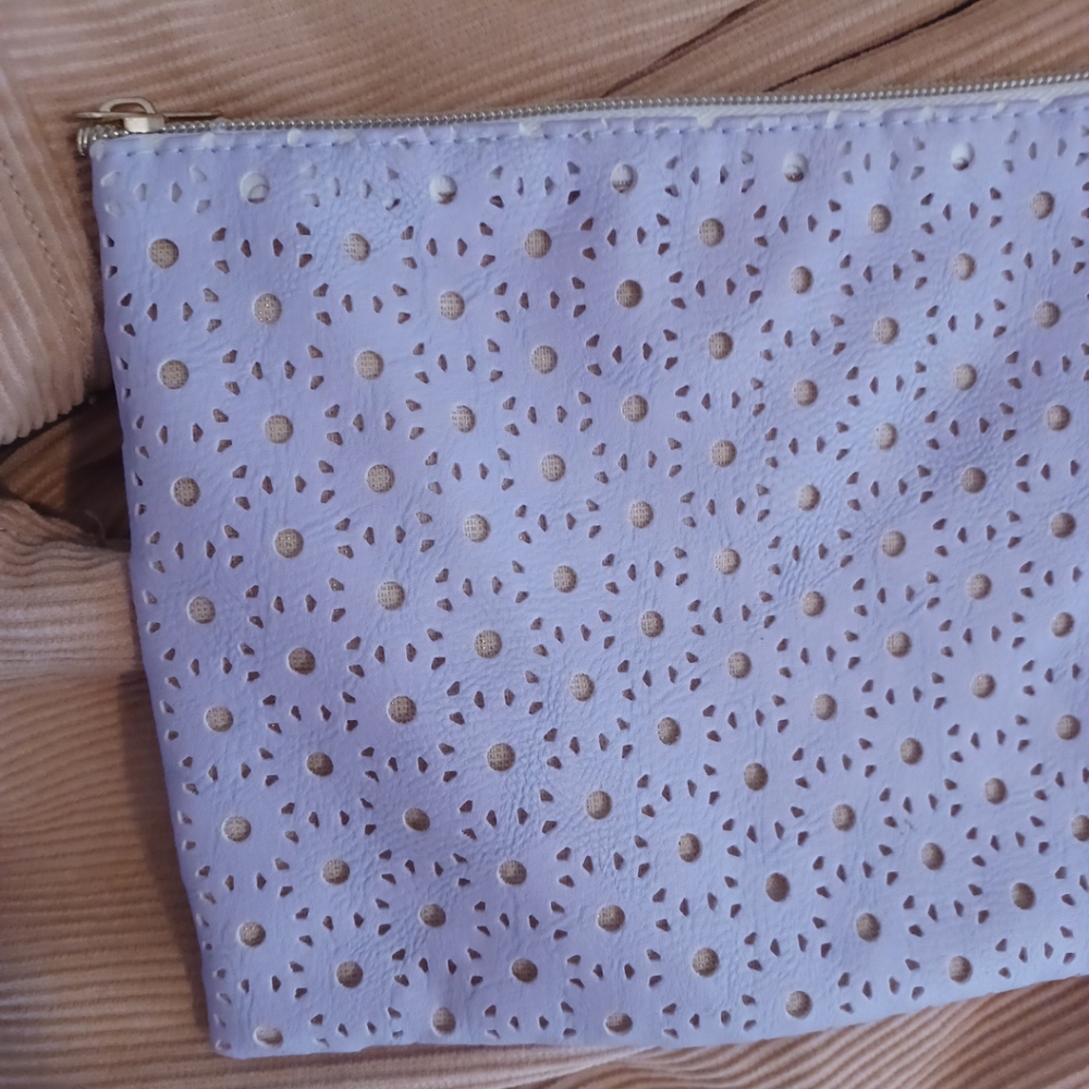 LAVENDER MAKEUP BAG